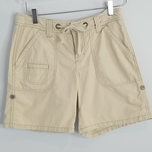 Tommy Hilfiger Pants - Tommy Hilfiger roll up khaki shorts 4 y2k